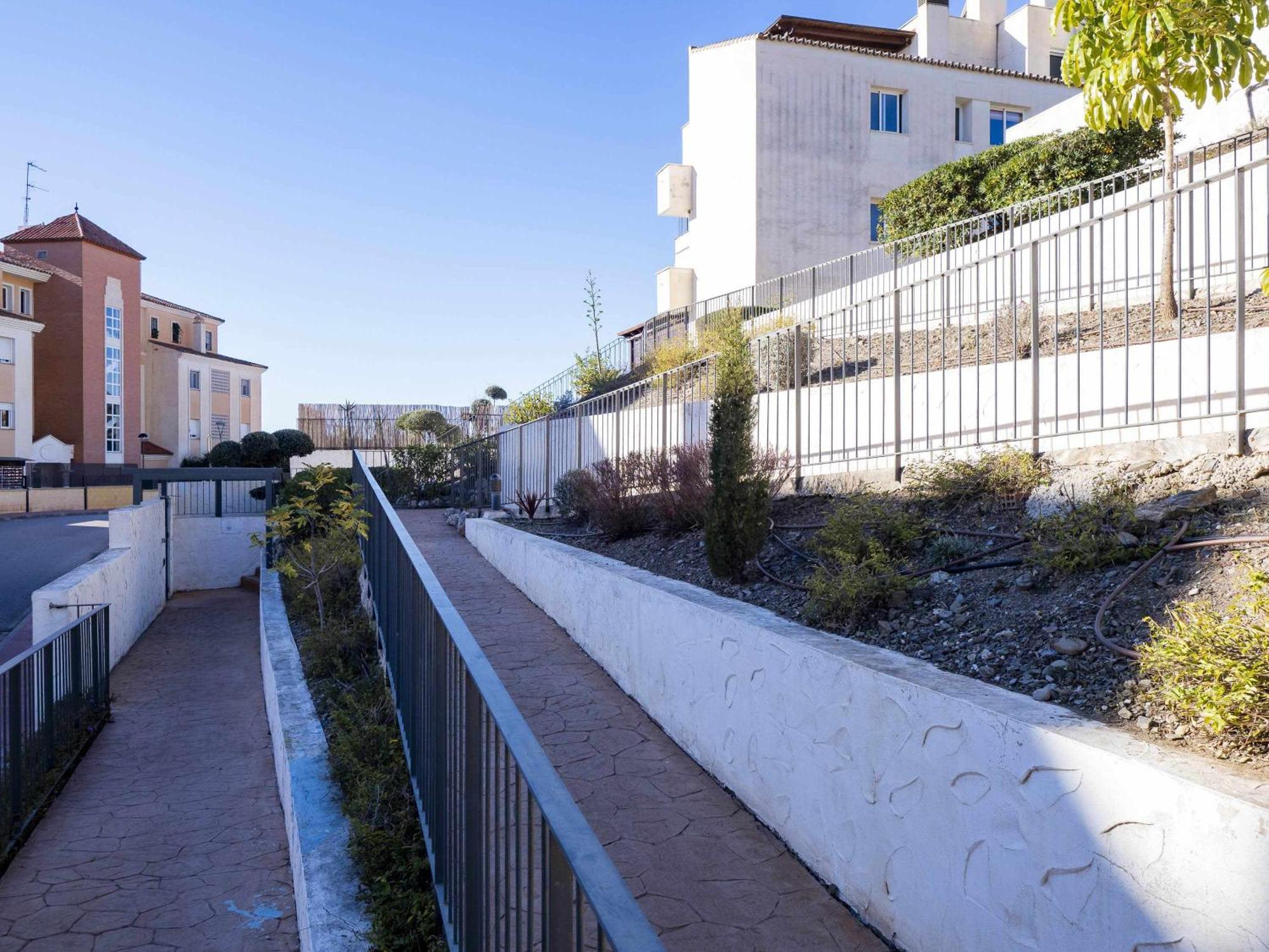 Atico Con Vistas Al Mar Piscina Y Parking Apartment Malaga Luaran gambar