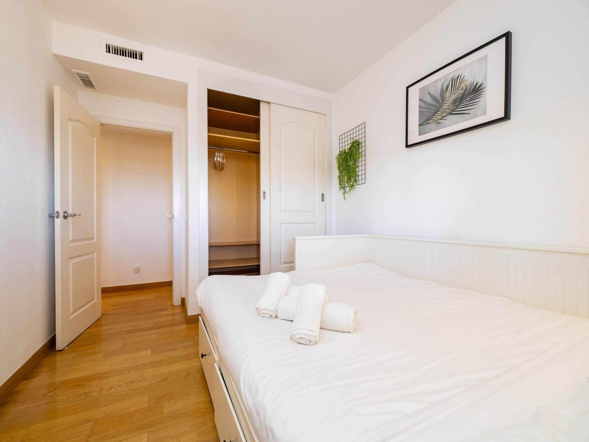 Atico Con Vistas Al Mar Piscina Y Parking Apartment Malaga Luaran gambar