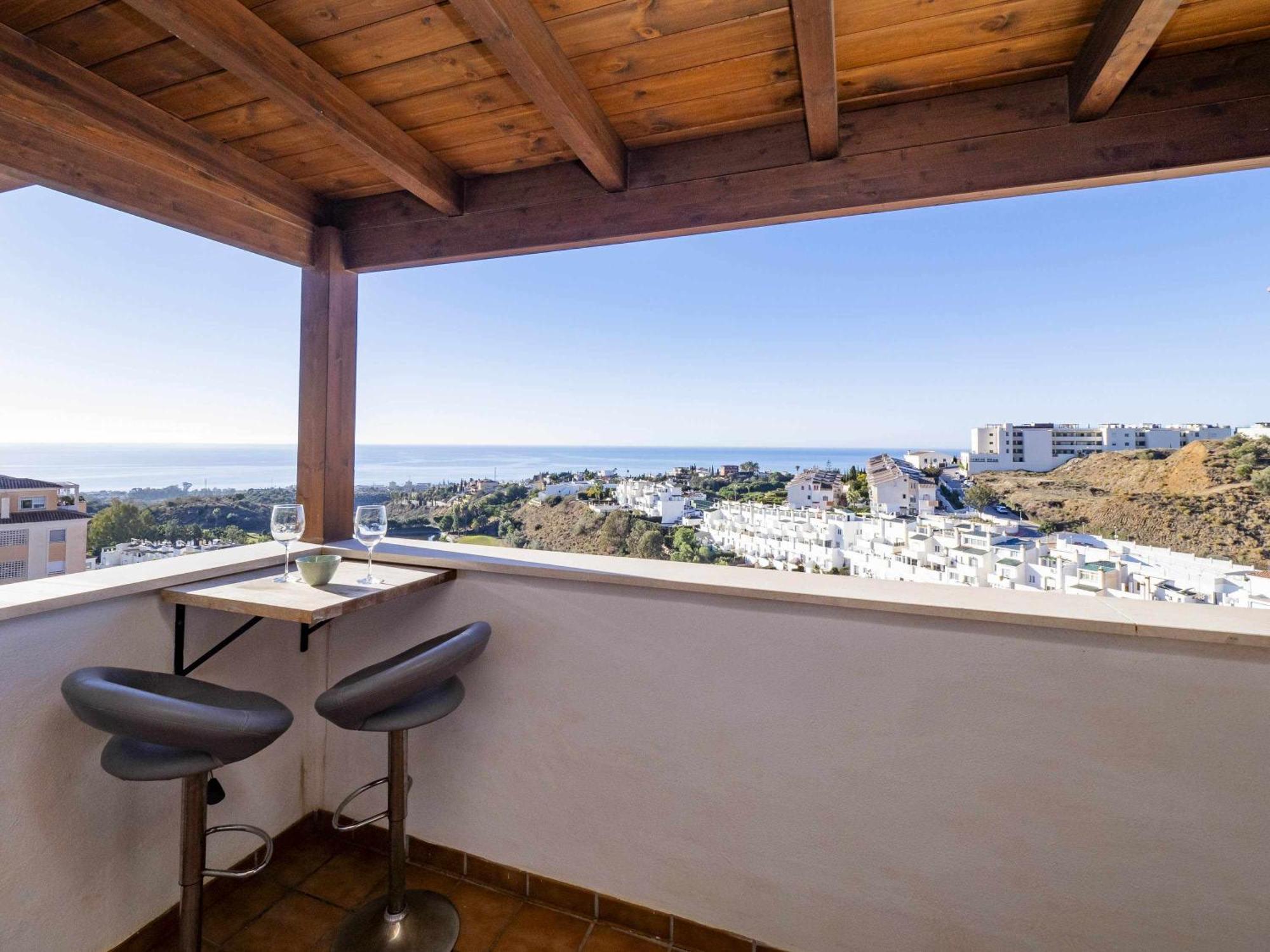 Atico Con Vistas Al Mar Piscina Y Parking Apartment Malaga Luaran gambar